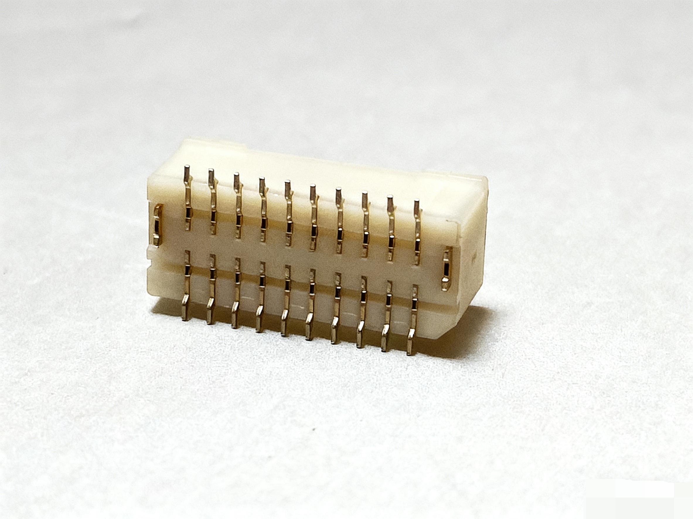 1.0MM PITCH 180°SMT TYPE, DOUBLE ROW
